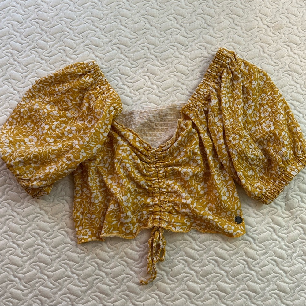 Yellow Roxy Top - Picture 4 of 4